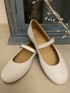 White Matt Leather Spanish Ballerina Shoes - 18215